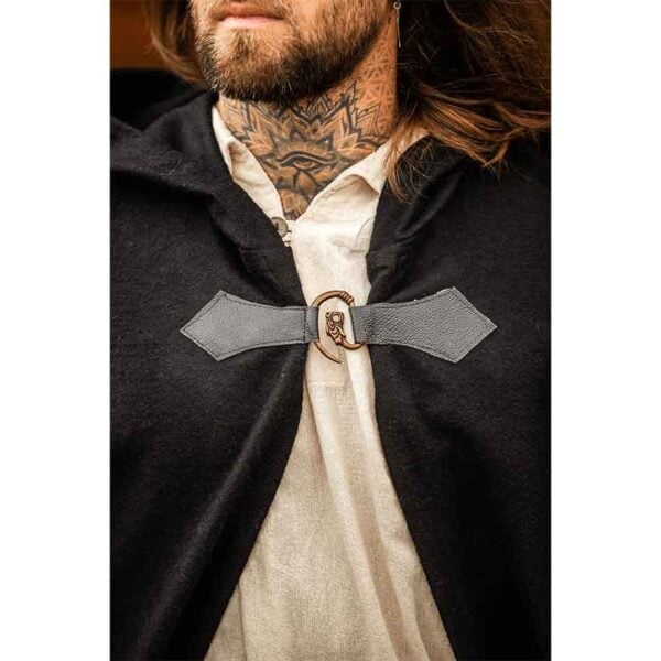 Ilmar Medieval Cloak with Dragon Clasp - Black