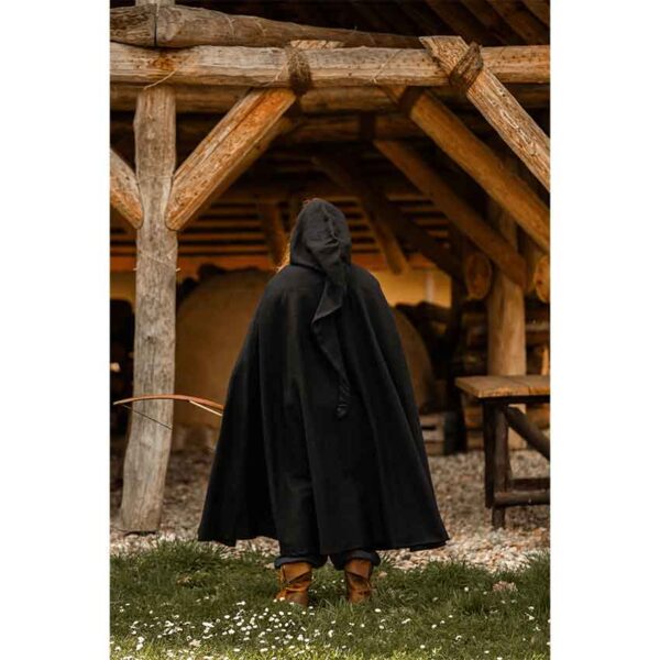Ilmar Medieval Cloak with Dragon Clasp - Black