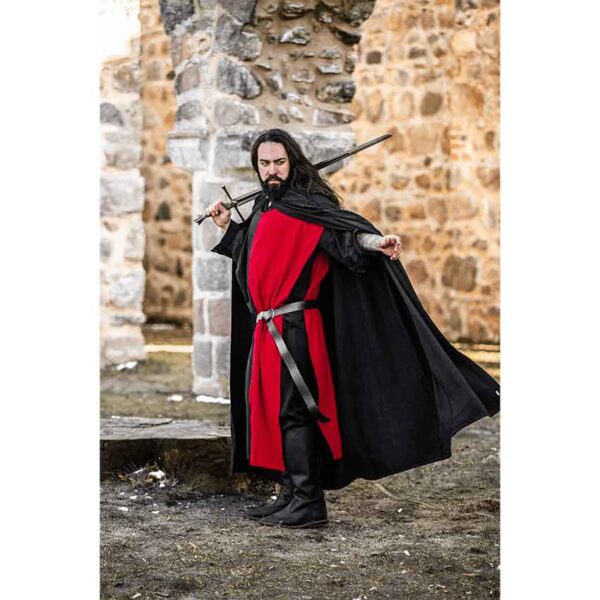 Arnulf Knights Templar Cloak - Black with Red