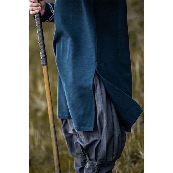 Snorri Urnes Embroidered Viking Tunic - Black with Red