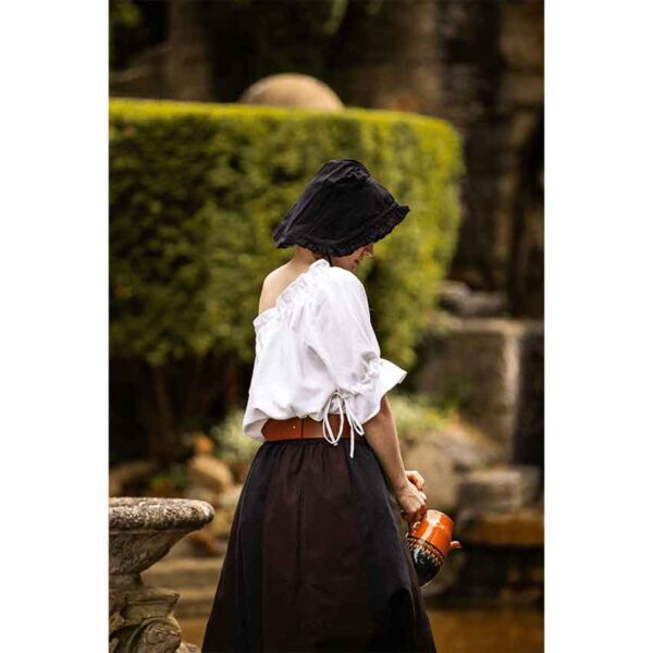 Silke Ruffled Bonnet - Black