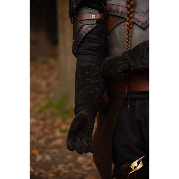 Suede Scale Gloves