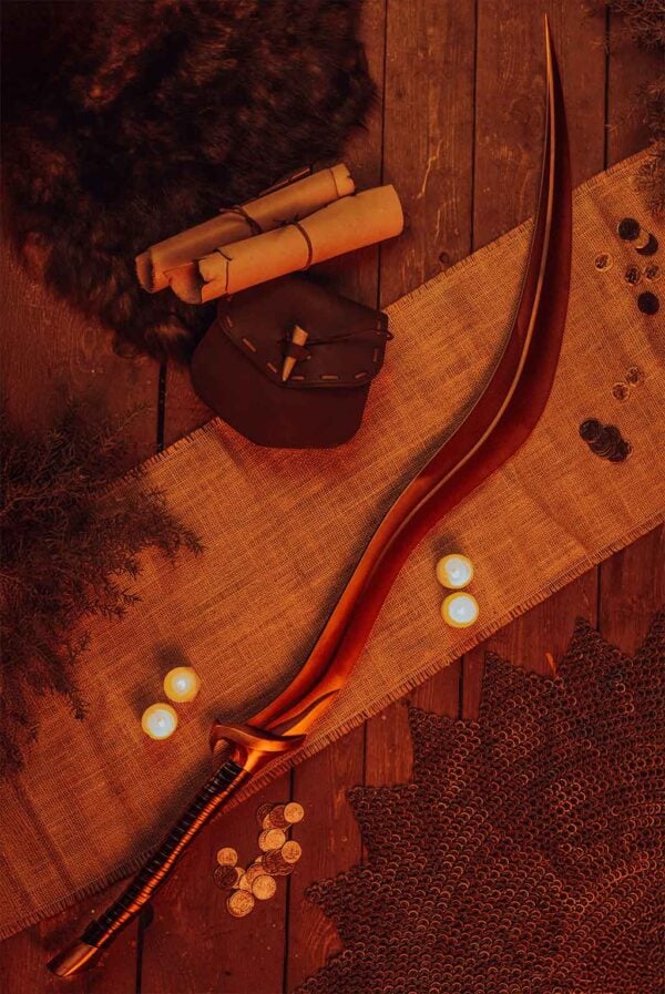 Blood Knight Curved Steel Greatsword