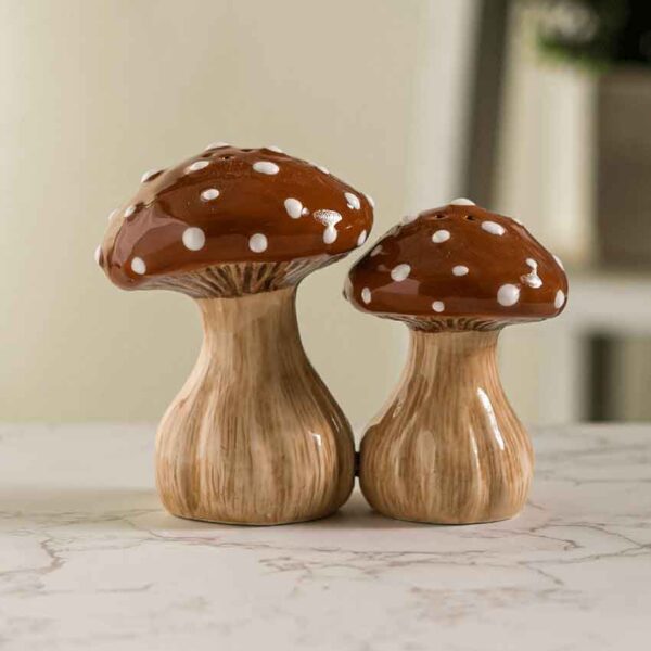 Mushroom Salt and Pepper Shakers