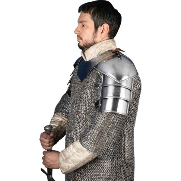 Brave Pauldrons - Polished
