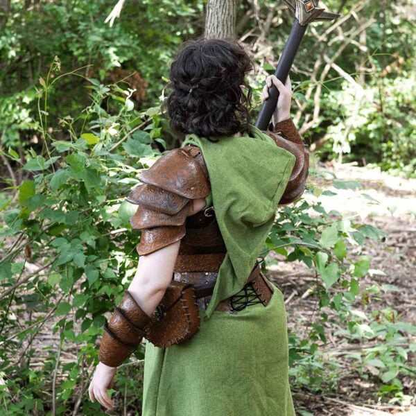 Elven Swirl Soldier Outfit