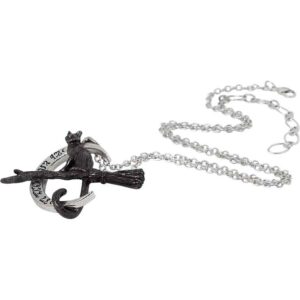 Regina Covenorum Necklace