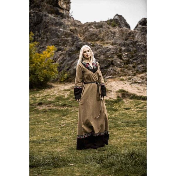 Idun Embroidered Viking Dress - Sand