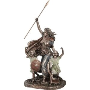 Boudica with Her Daughters Statue