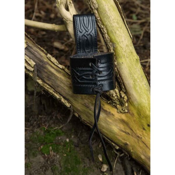 Embossed Leather Horn Holder