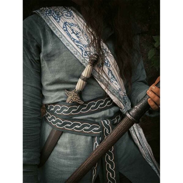 Maeves Kiss LARP Dagger