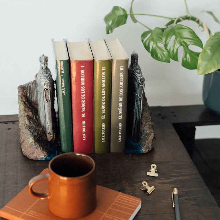 LOTR Argonath Bookend Set